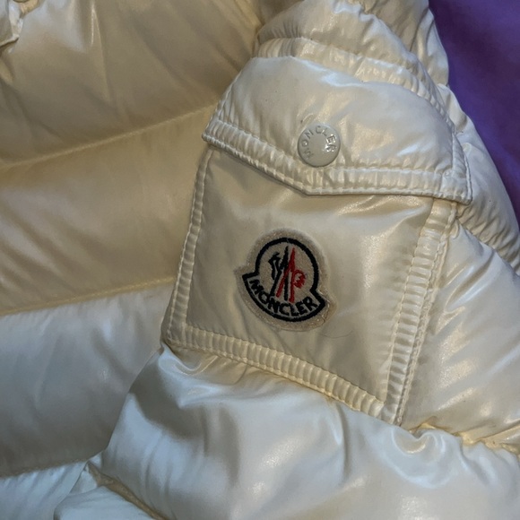 Womens Moncler Coat - Picture 12 of 13